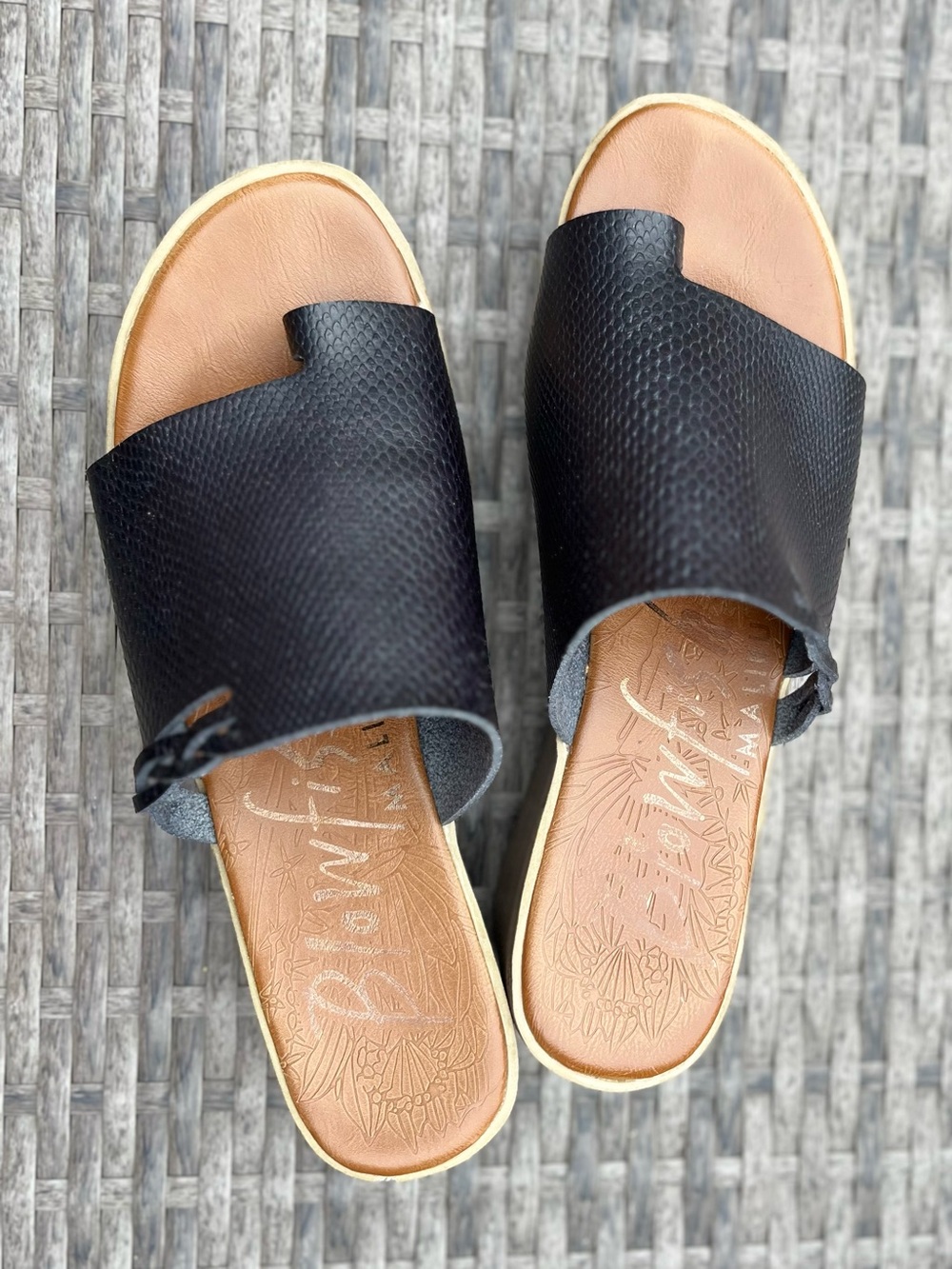 Blowfish Malibu Black Platform Slide Sandals - Picture 3 of 9
